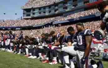 ΗΠΑ: Ατιμώρητοι οι αθλητές που γονατίζουν στον εθνικό ύμνο