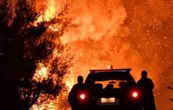 BBC : “Οι πυρκαγιές της Ελλάδας οργίζονται εκτός ελέγχου”