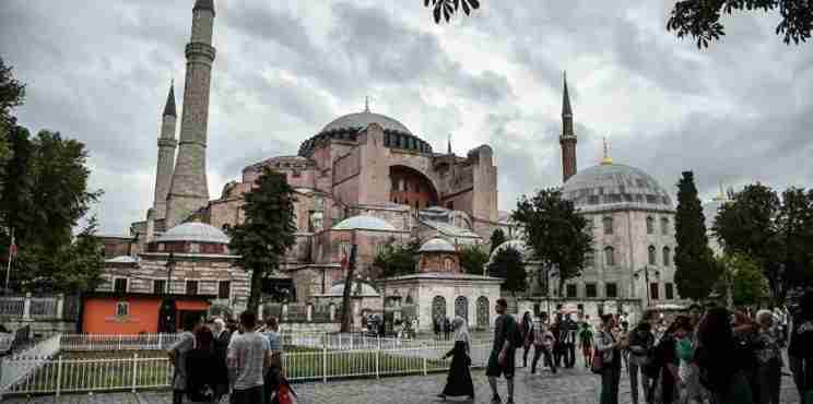 Hurriyet : Η Αγία Σοφία θα ανοίξει ως τζαμί – αύριο η απόφαση του ΣτΕ της Τουρκίας