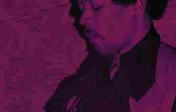 Δημοπρατήθηκε μια από τις πρώτες ηλεκτρικές κιθάρες του «θεού της ροκ»  Jimi Hendrix