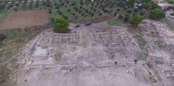 Σύμβαση της Περιφέρειας Πελοποννήσου για ανασκαφή σε ρωμαϊκή έπαυλη στο Λουτράκι