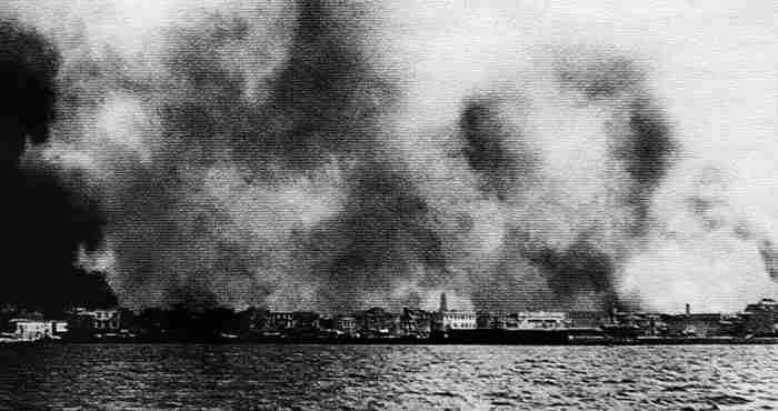 Στις 25 Αυγούστου 1922 η όψη της Σμύρνης ήταν πένθιμη…