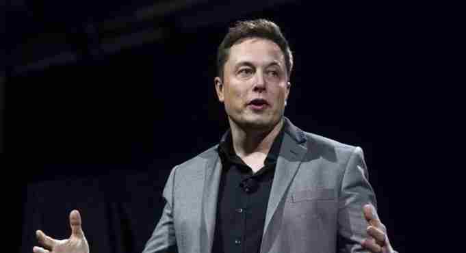 Ο Elon Musk παρουσίασε συσκευή επικοινωνίας εγκεφάλου – μηχανής