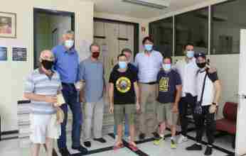 Περιοδεία Φασούλα στην Πελοπόννησο – H viral φωτογραφία με τον Σταματόπουλο !