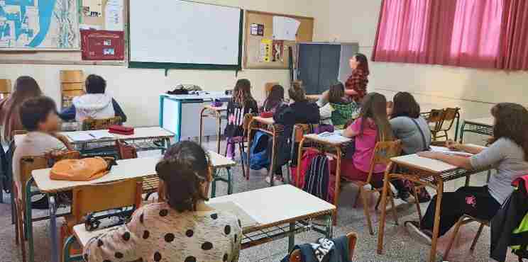 Ανοιχτό κάλεσμα σε εκπαιδευτικούς για προσφορά στο Κοινωνικό Φροντιστήριο Σικυωνίων