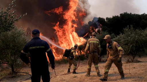 Ο Σύλλογος Ιδιωτικών Υπαλλήλων ν. Κορινθίας στηρίζει τους πληγέντες από τις πυρκαγιές