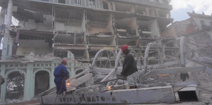 Εφιαλτικές εικόνες από την έκρηξη στο Hotel Saratoga στην Αβάνα