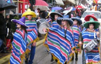 Με φαντασία , κέφι και θετική ενέργεια στήνεται το Καρναβάλι της Νεμέας