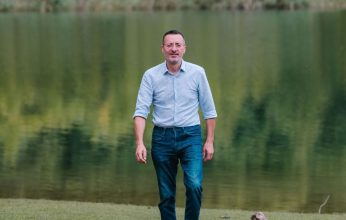 Το πολιτικό πόκερ Σταματόπουλου με τον ΑΟΣΑΚ και το «κενό εξουσίας» στην Κόρινθο