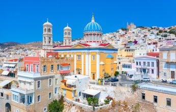 Σύρος: Ο διεθνής φάρος για την ειρηνική συμβίωση των πολιτισμών