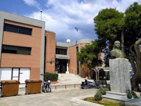 Το νέο φιλοσοφικό λεξικό αυτοδιοικητικής σκέψης «ΔΥΟ ΜΙΚΡΟΙ ΜΗΤΣΟΙ» κυκλοφορεί «ελεύθερο» στο διαδίκτυο!