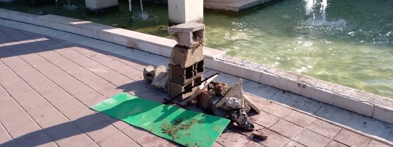 Νέοι βανδαλισμοί στην πλατεία Δημαρχείου Νεμέας